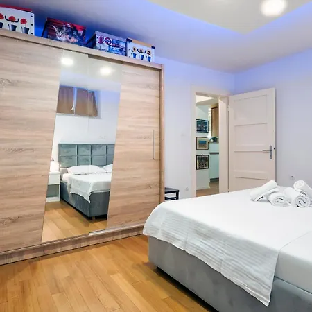 Appartement Viktor *
